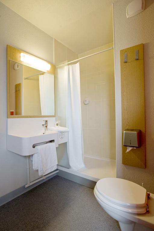 B&B Hotel Paris Romainville Noisy-Le-Sec Zimmer foto